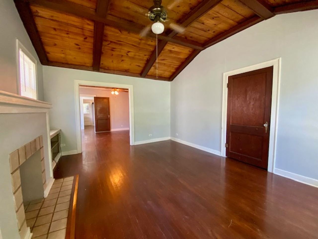 3349 & 3351 Alexander Ave [2 UNITS] - Photo 3 of 12