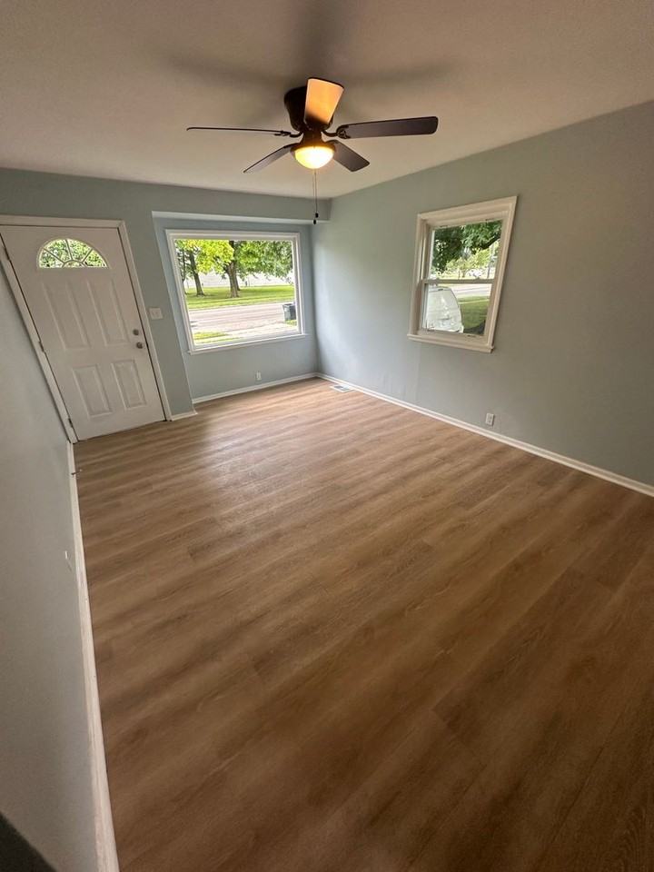 1312 University Blvd - Photo 4 of 11