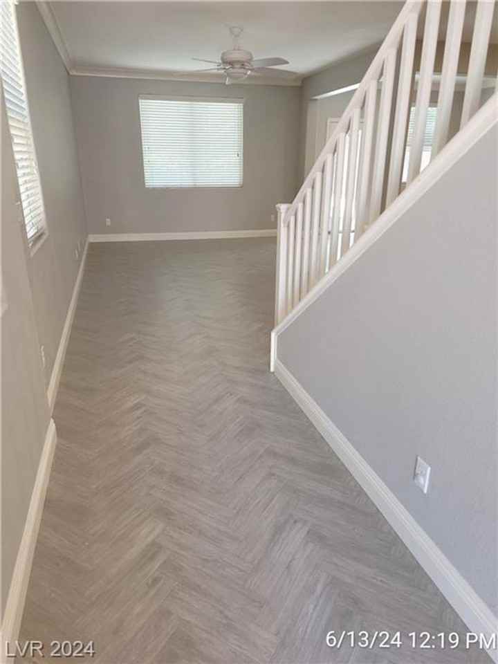 7535 Earnshaw Ave - Photo 3 of 37