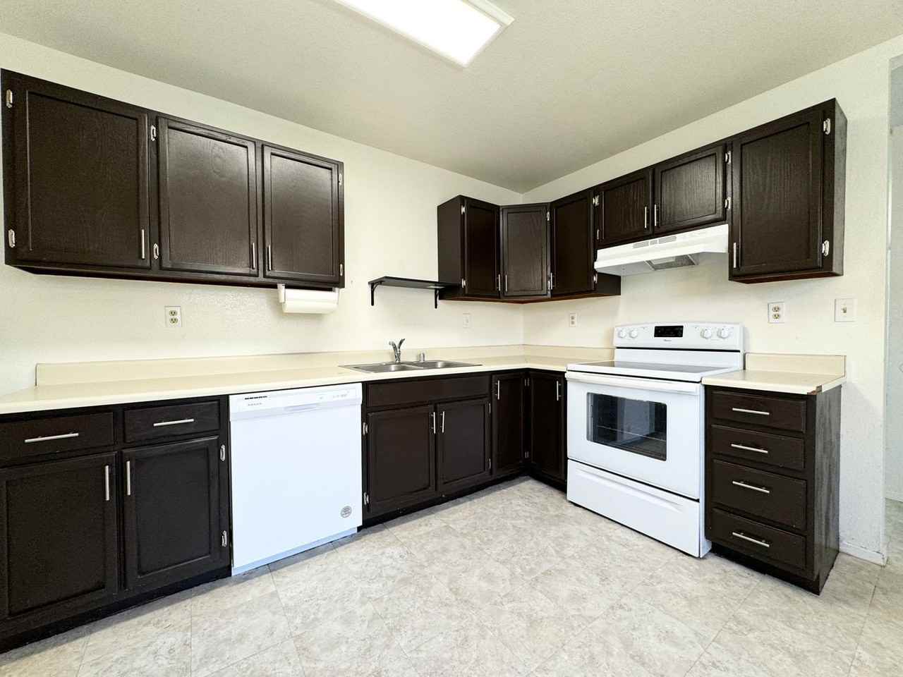 PS T 34750 - Photo 3 of 21