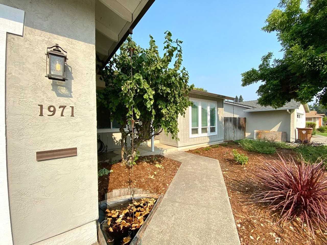 1971 S Terrace Dr - Photo 2 of 33