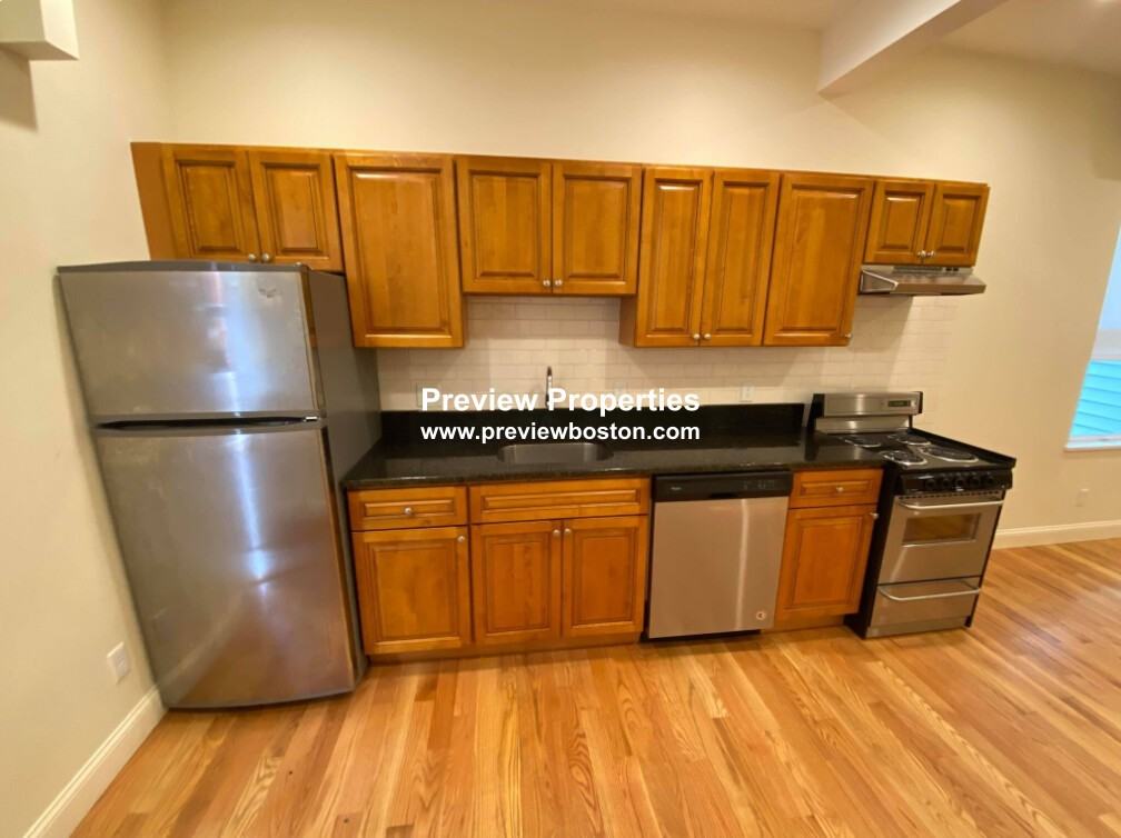 Harvard St #01P - Photo 2 of 10