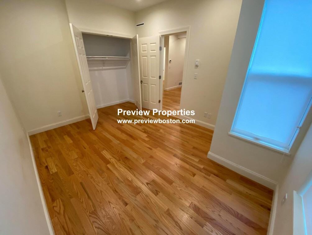 Harvard St #01P - Photo 5 of 10