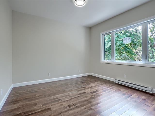 5485 Avenue Trans Island - Photo 3 of 18