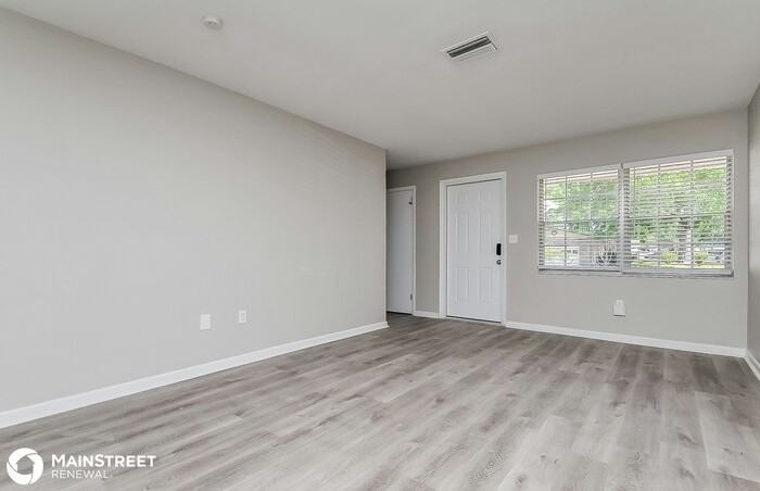 416 Boger Blvd S - Photo 3 of 16