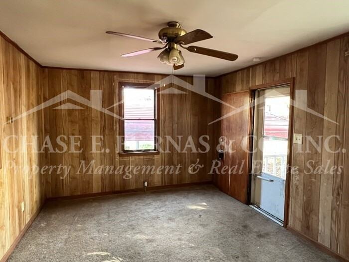 210 Cleveland St - Photo 2 of 6