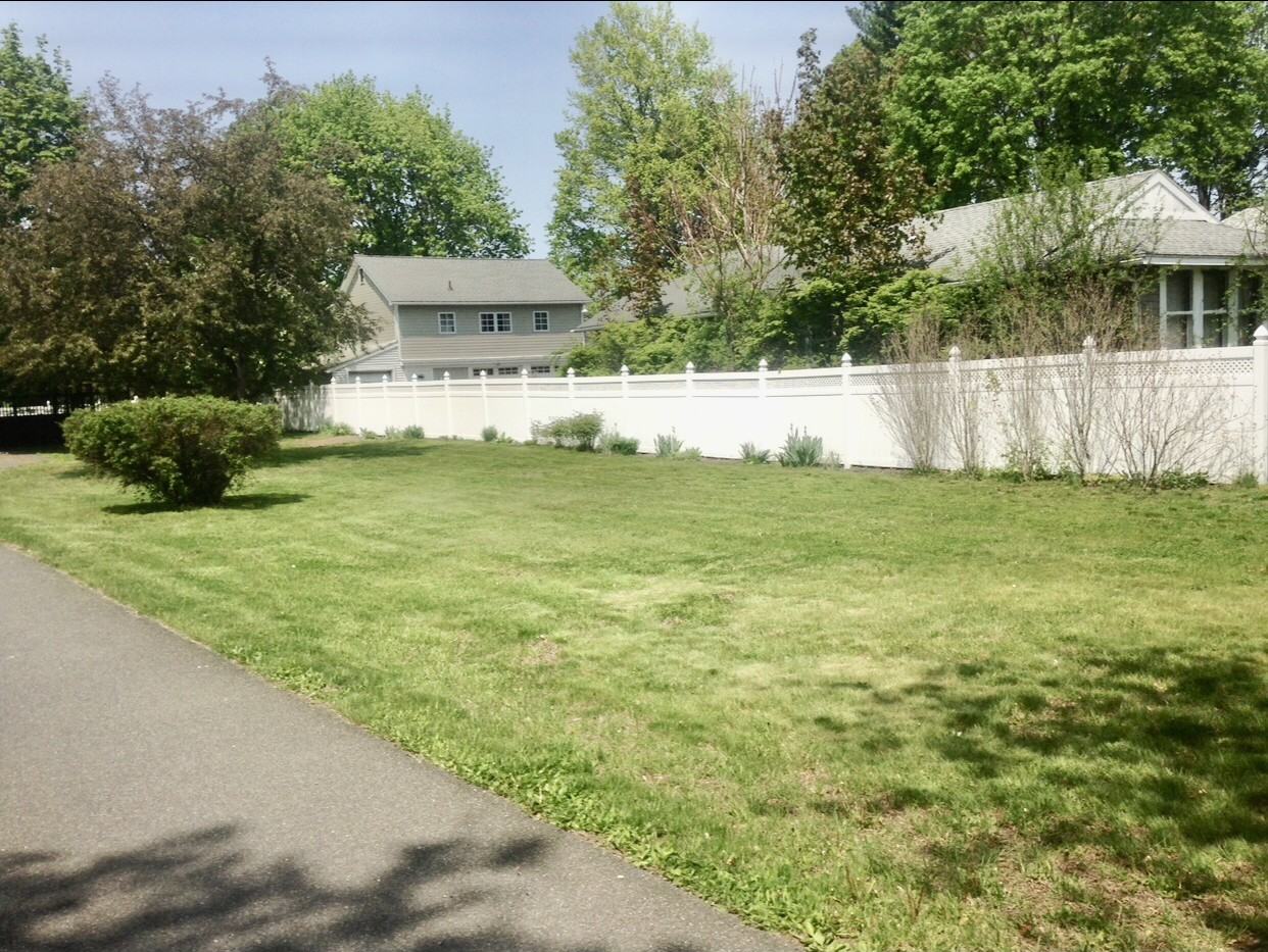 4022 Chatham St #FL1 - Photo 3 of 18