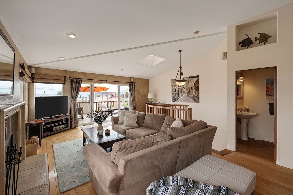 817 Monterey Blvd #NA - Photo 3 of 33