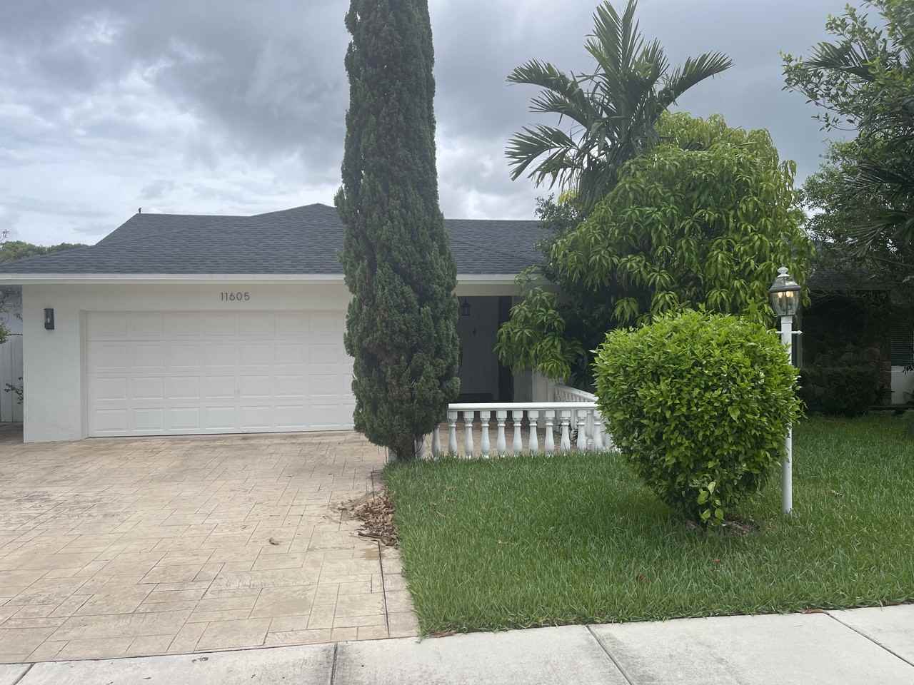 11605 Sw 100th Ter #NA - Photo 2 of 14