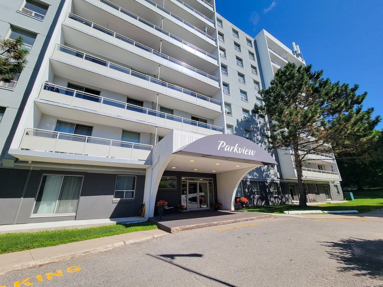 Parkview Apartments - Photo 2 of 11