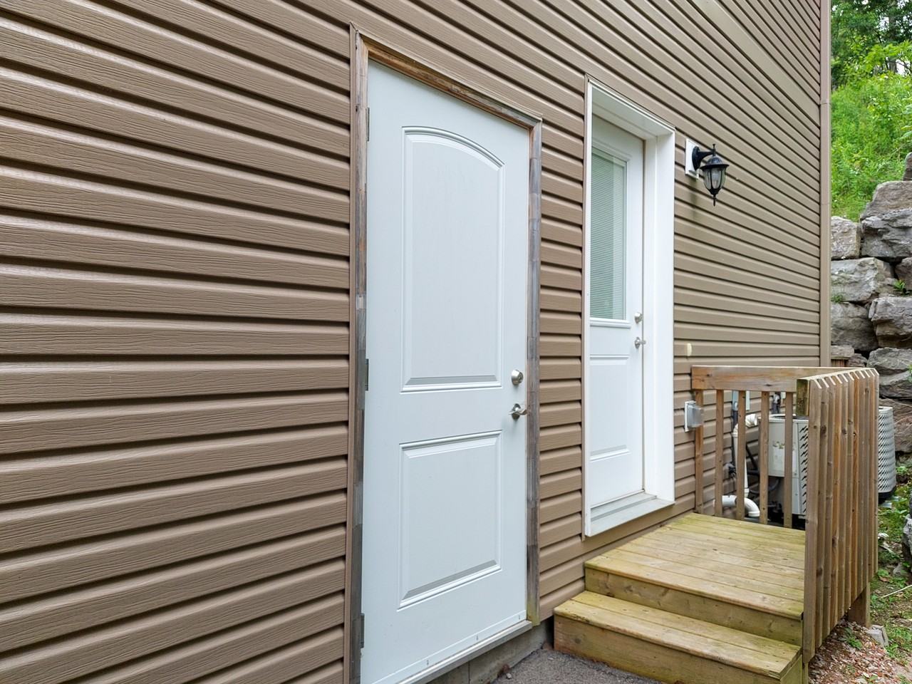 806 Aberdeen Blvd - Photo 3 of 14