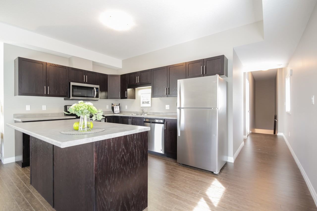 Heritage Square Orillia - Photo 2 of 19