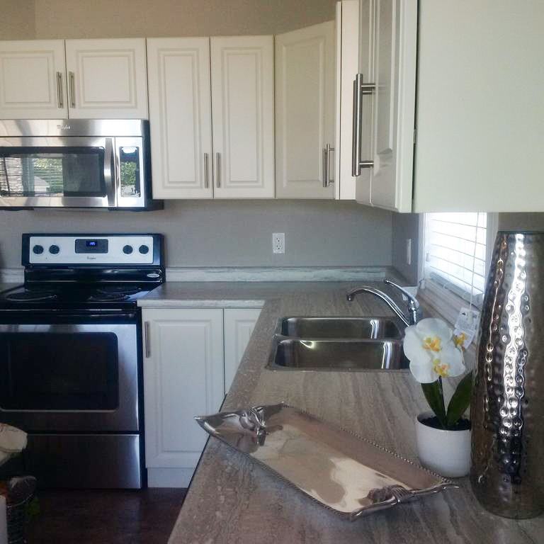 758 Aberdeen Blvd - Photo 2 of 10