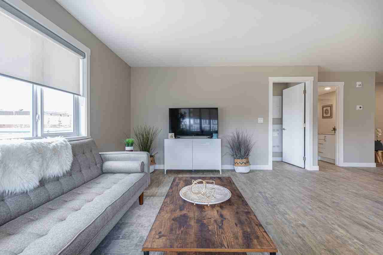 181 Skyview - Photo 3 of 50