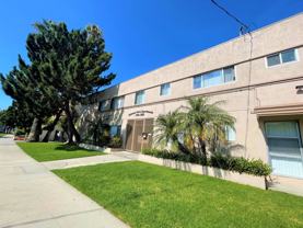 1719 & 1723 Grismer Ave - Photo 1 of 1