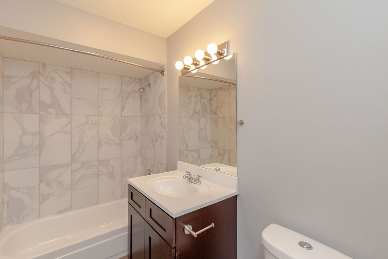 Victory Park Apartments - Photo 4 of 6