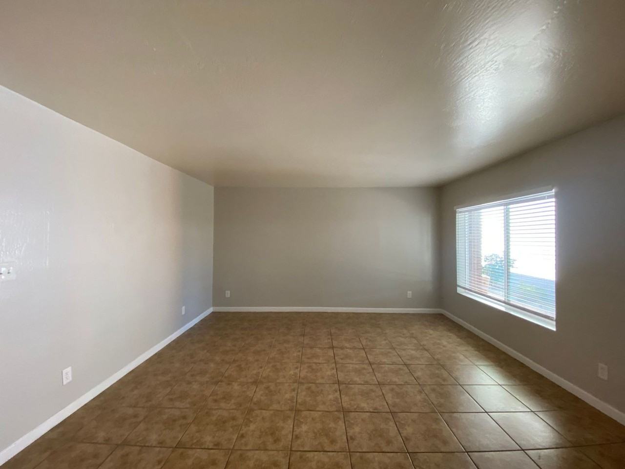 Coronado 13 - Photo 7 of 7