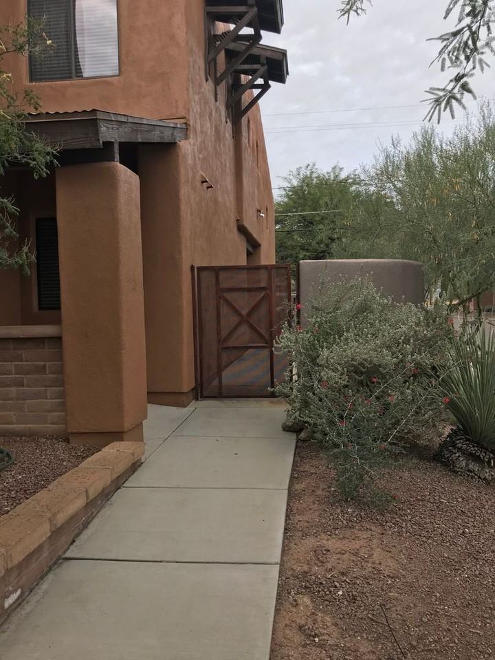 3149 N Olsen Ave - Photo 2 of 27