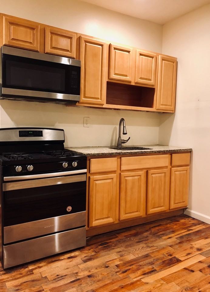 259-261 Hobson Street - Photo 2 of 10