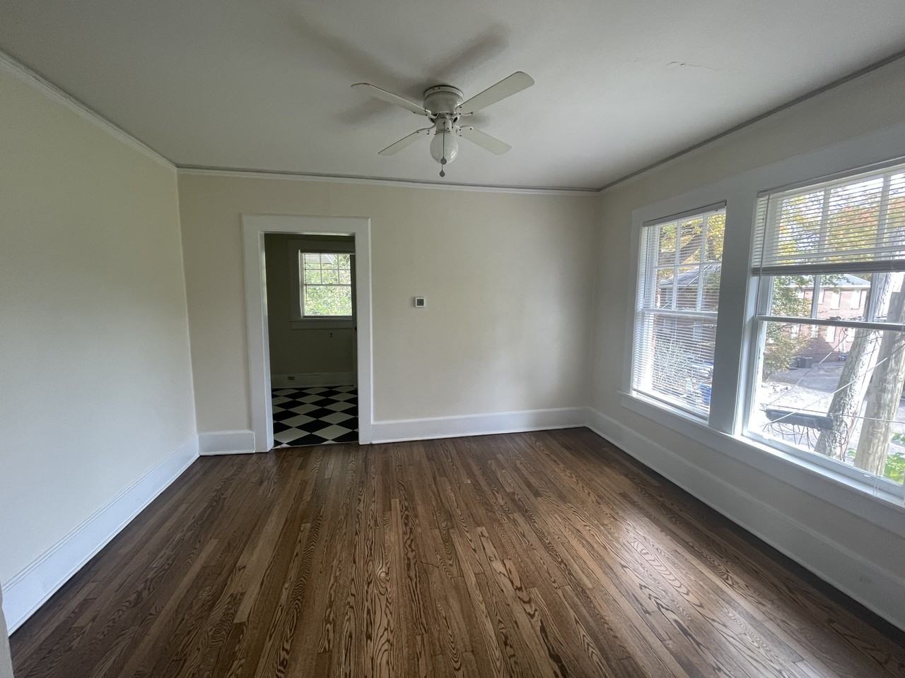 604 Waccamaw Avenue - Photo 6 of 12