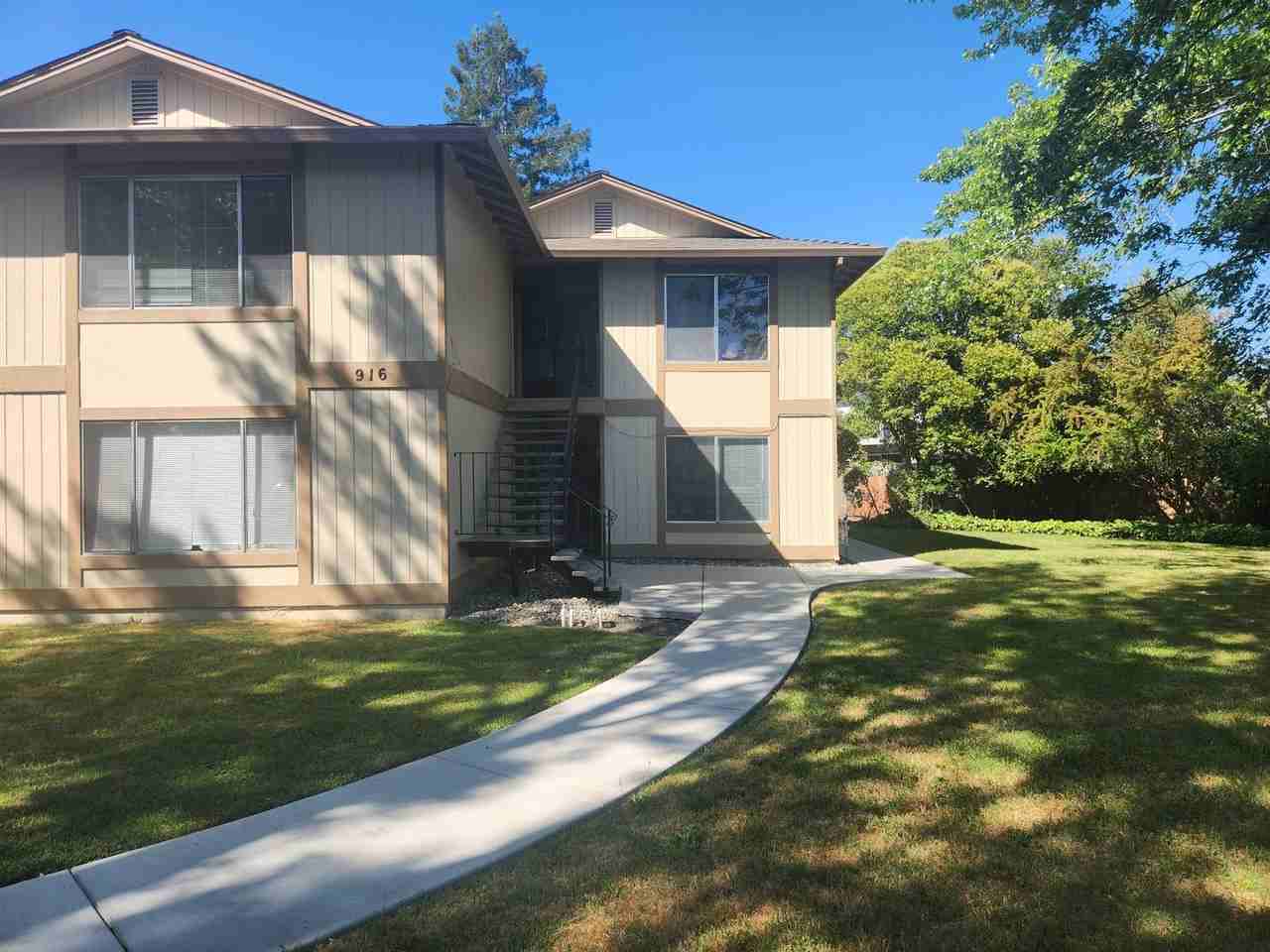 916 Kirsten Ct, Rohnert Park, CA 94928 - Photo 2 of 12
