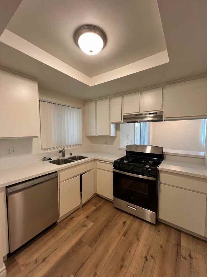 LIBRA CIRCLE (F) - Photo 3 of 14