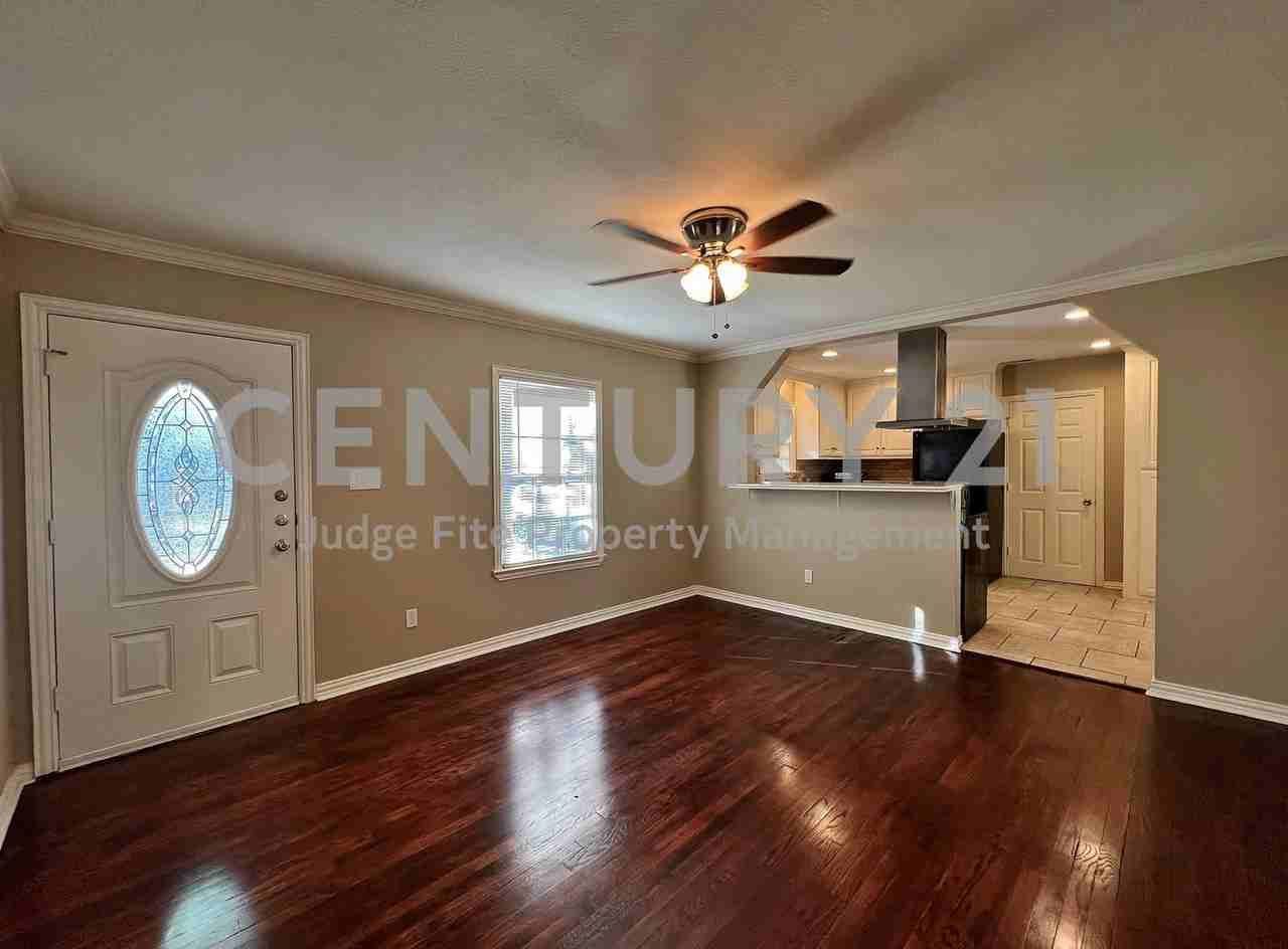 6517 Santa Fe Ave - Photo 2 of 11