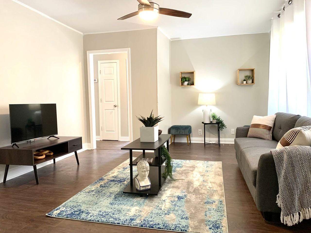 714 Woodlawn Drive - Photo 4 of 25