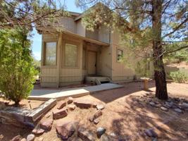 featured image of 939 W Madera Ln