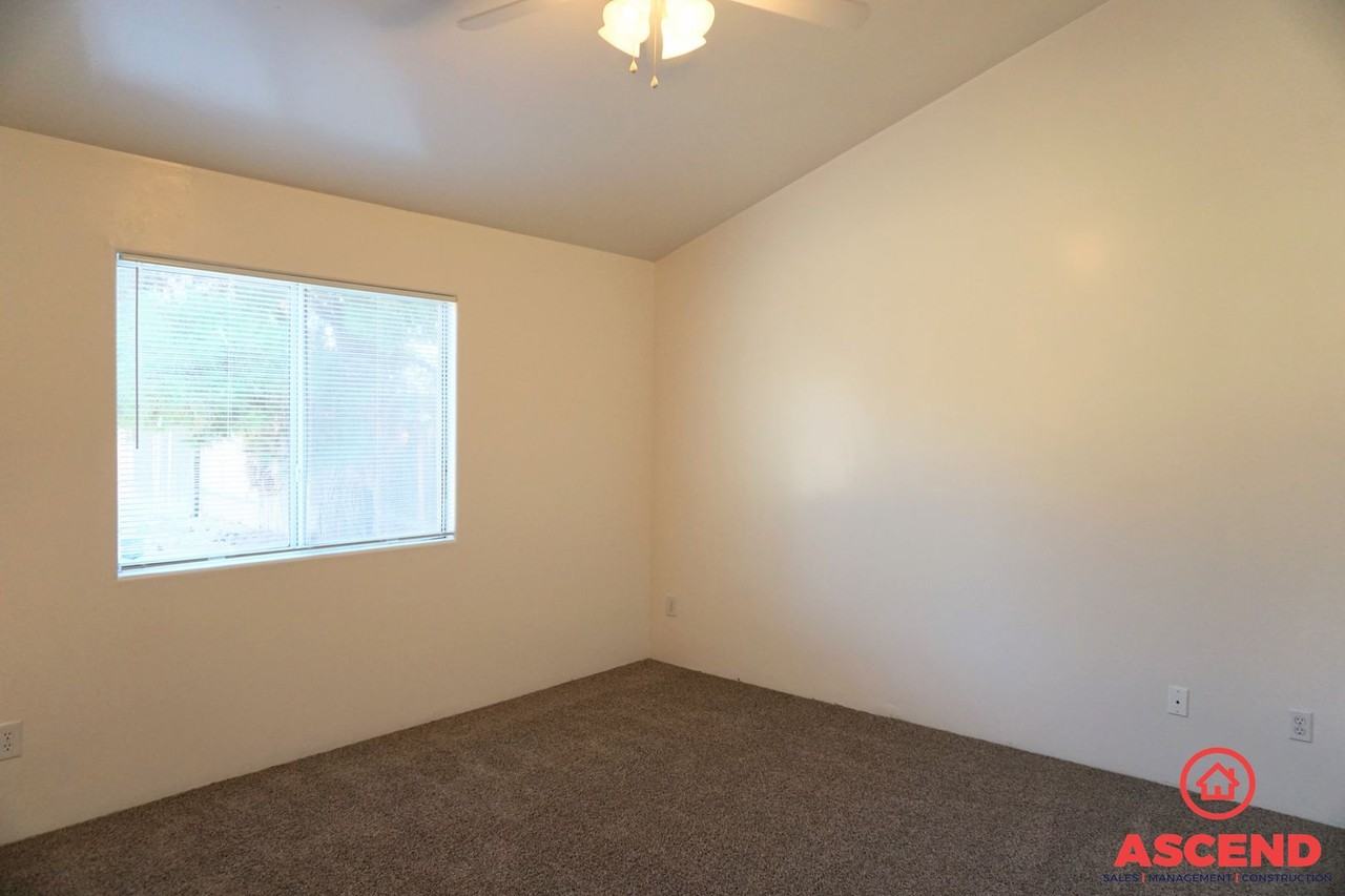 5216 Coxwold Abbey Ct - Photo 7 of 10