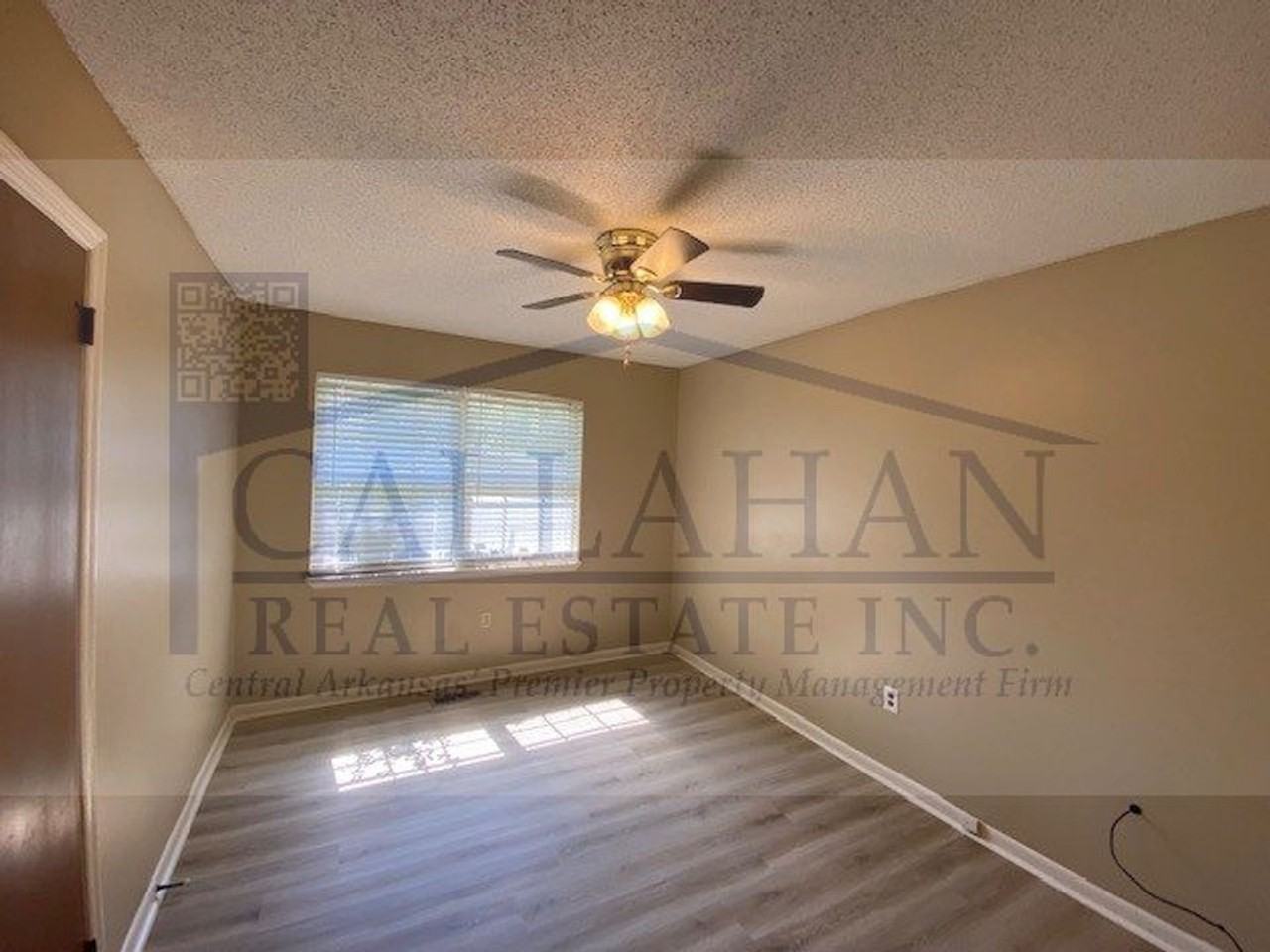 10 Spring Grove Drive - Photo 3 of 20