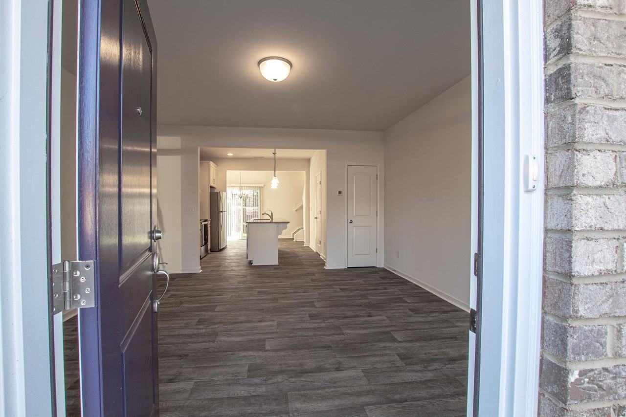 8579 Forest Point Rd Nw - Photo 2 of 27
