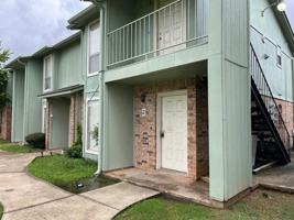 featured image of 5705 E Texas St #5
