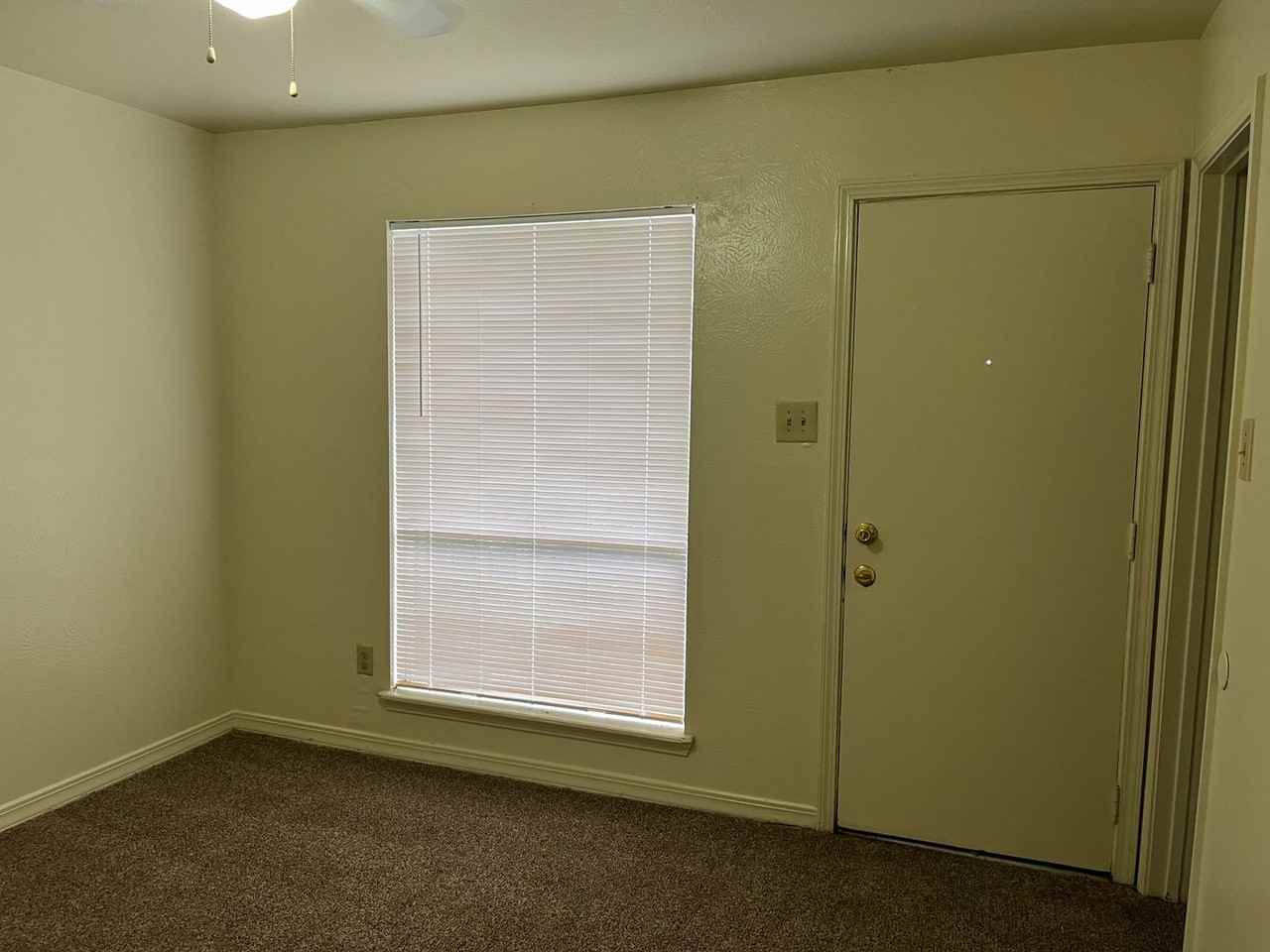 5705 E Texas St #5 - Photo 6 of 6