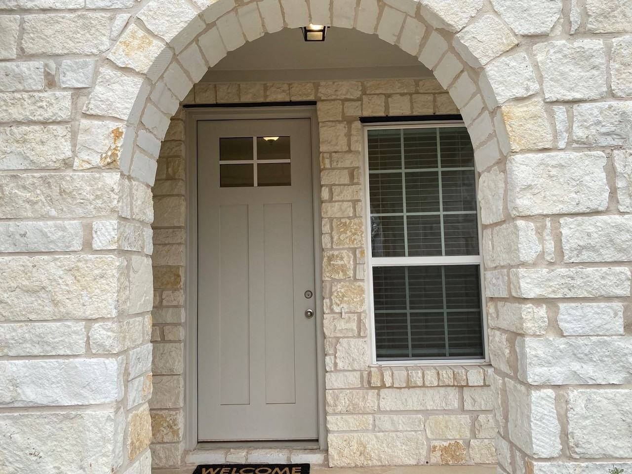 652 Pheasant Hill Ln - Photo 2 of 22