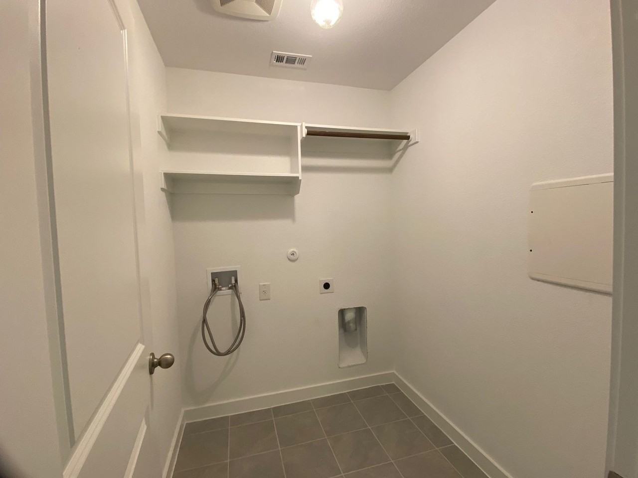 652 Pheasant Hill Ln - Photo 7 of 22