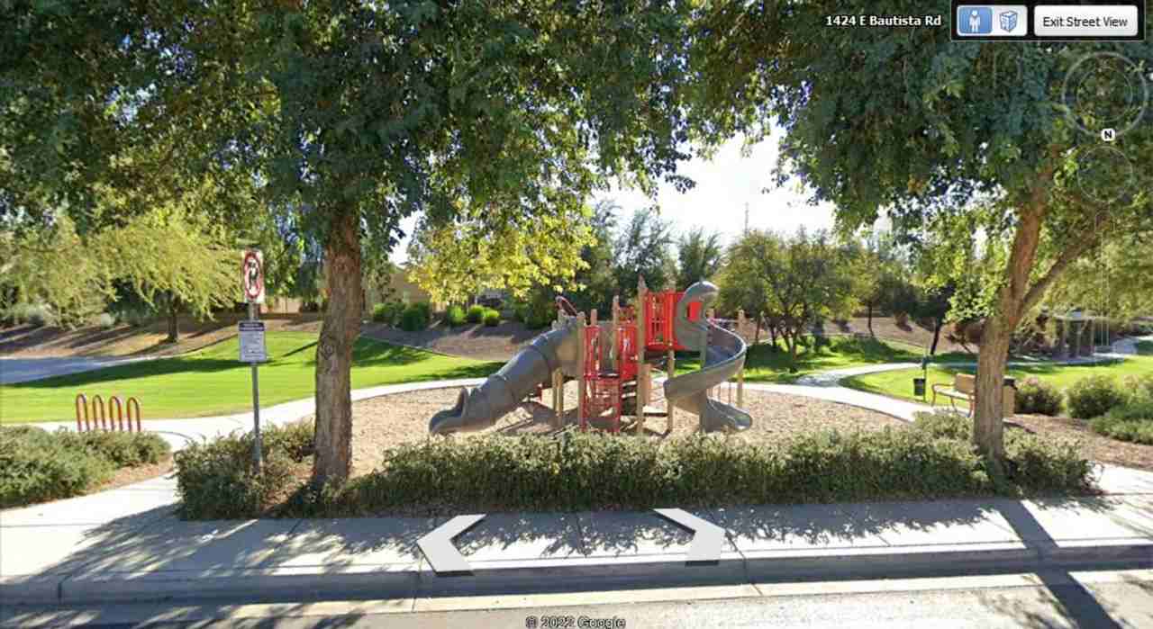 1414 E Bautista Rd - Photo 2 of 24
