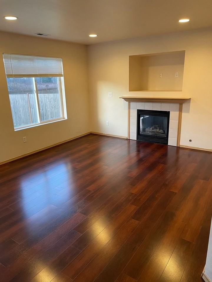 14514 49th Dr Se - Photo 3 of 16