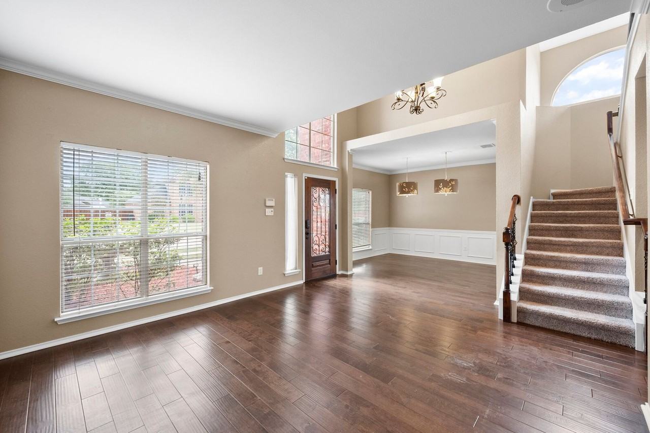 5088 San Jacinto Dr - Photo 3 of 34