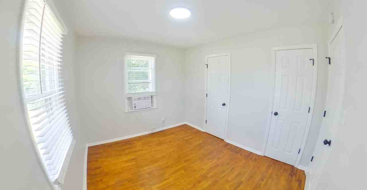 201 Westwood Rd - Photo 7 of 8