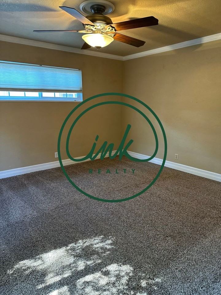 1835 North Division Street - Photo 5 of 16