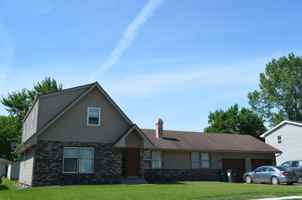 featured image of 711 Ne 7th St