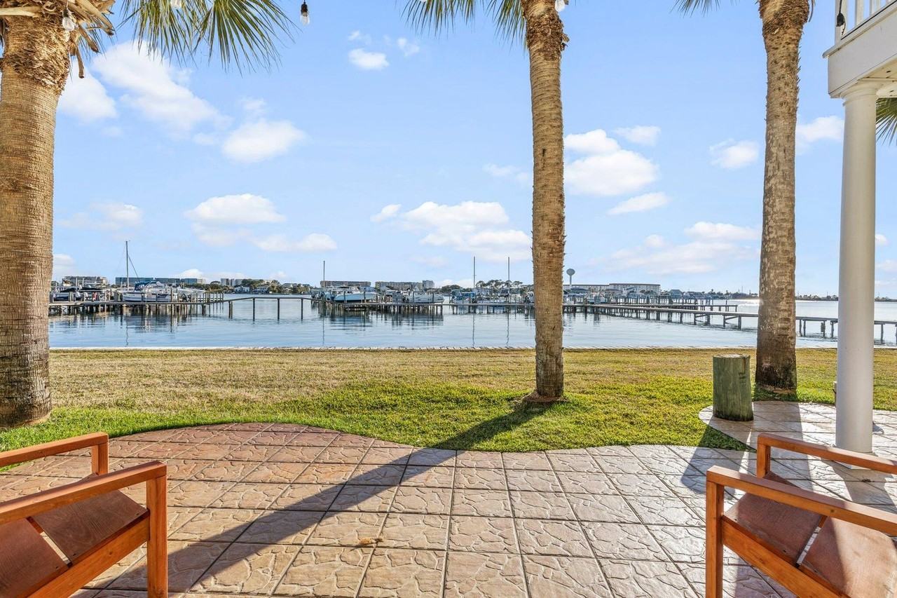 218 Miracle Strip Pkwy Sw - Photo 4 of 50