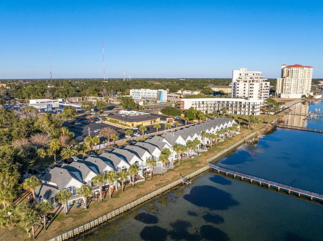 218 Miracle Strip Pkwy Sw - Photo 5 of 50