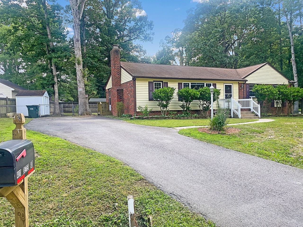 401 Deter Rd - Photo 3 of 20