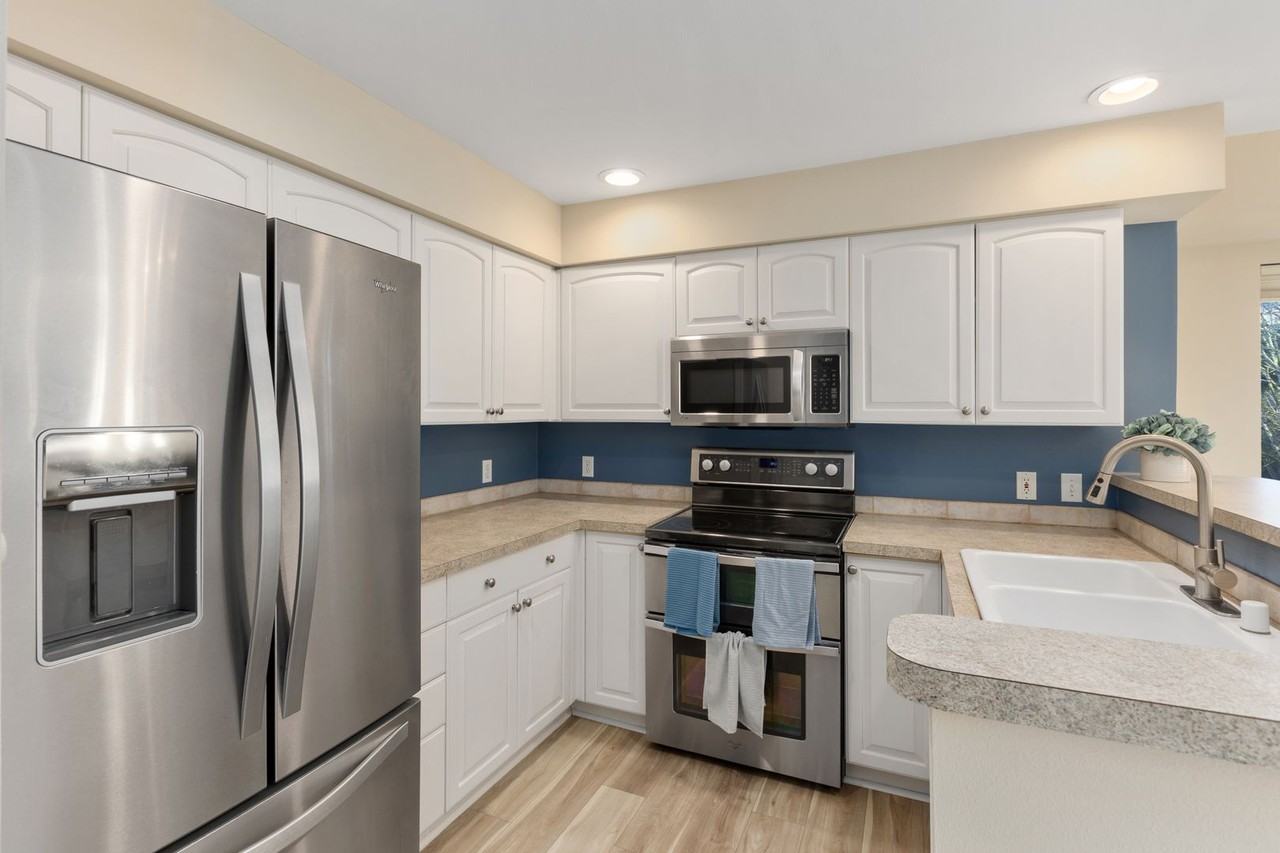 2530 15th Ave W #410 - Photo 4 of 20