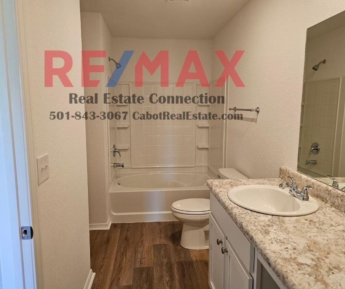 60 Leruss Blvd - Photo 6 of 9