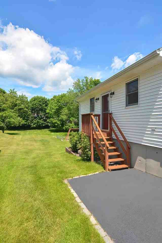 2 Mary Helen Way, Rockport, MA 01966 1 Bedroom Apartment for Rent