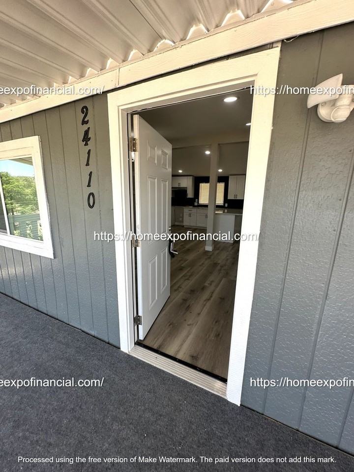 24110 Macfie Rd - Photo 3 of 27