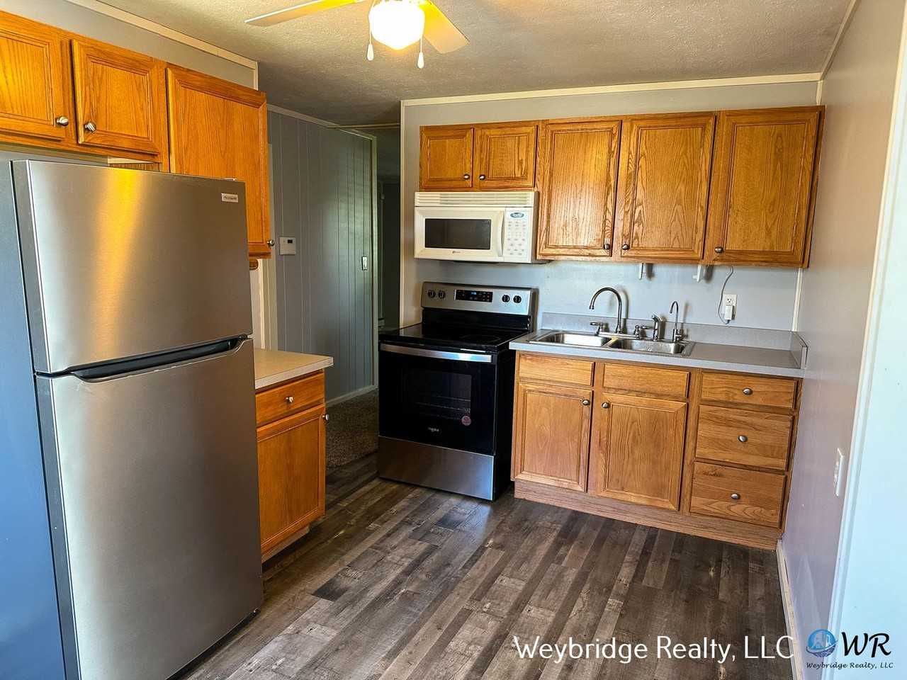 3877 Kraus Ln - Photo 2 of 13
